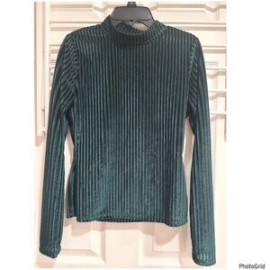 Shein Green Velvet striped mockneck top Xsmall